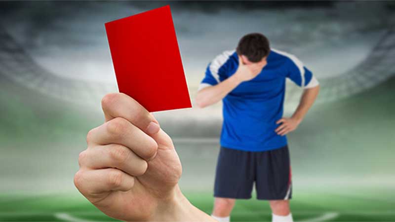 Kèo thẻ phạt trong bóng đá và những điều bạn cần biết